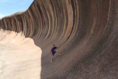 Wave Rock and Ravensthrope - November 24th