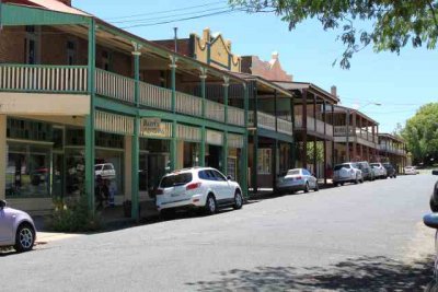 Milthorpe main street